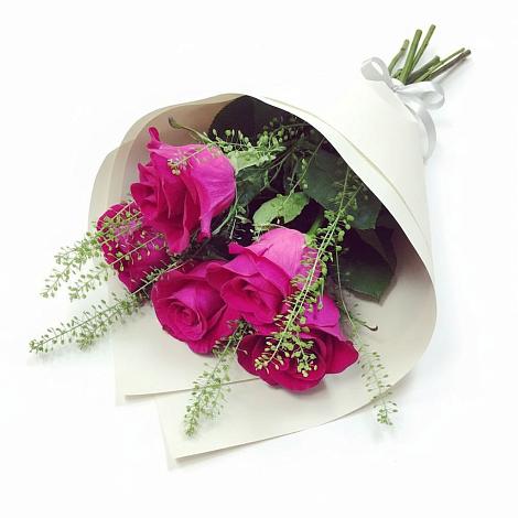 Букет цветов из: Розы в Асино