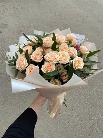 Букет Кремовые розы Латте в Асино